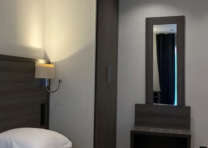Chatillon Hotel 2*